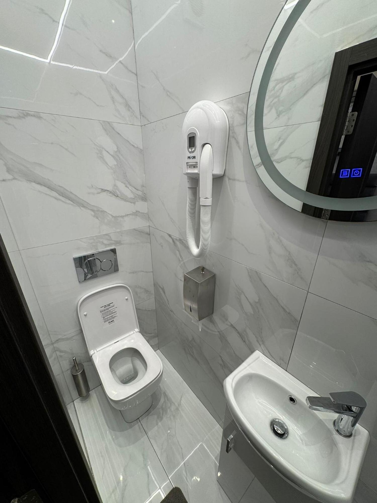 Park Avenue Hotel Лондон Экстерьер фото