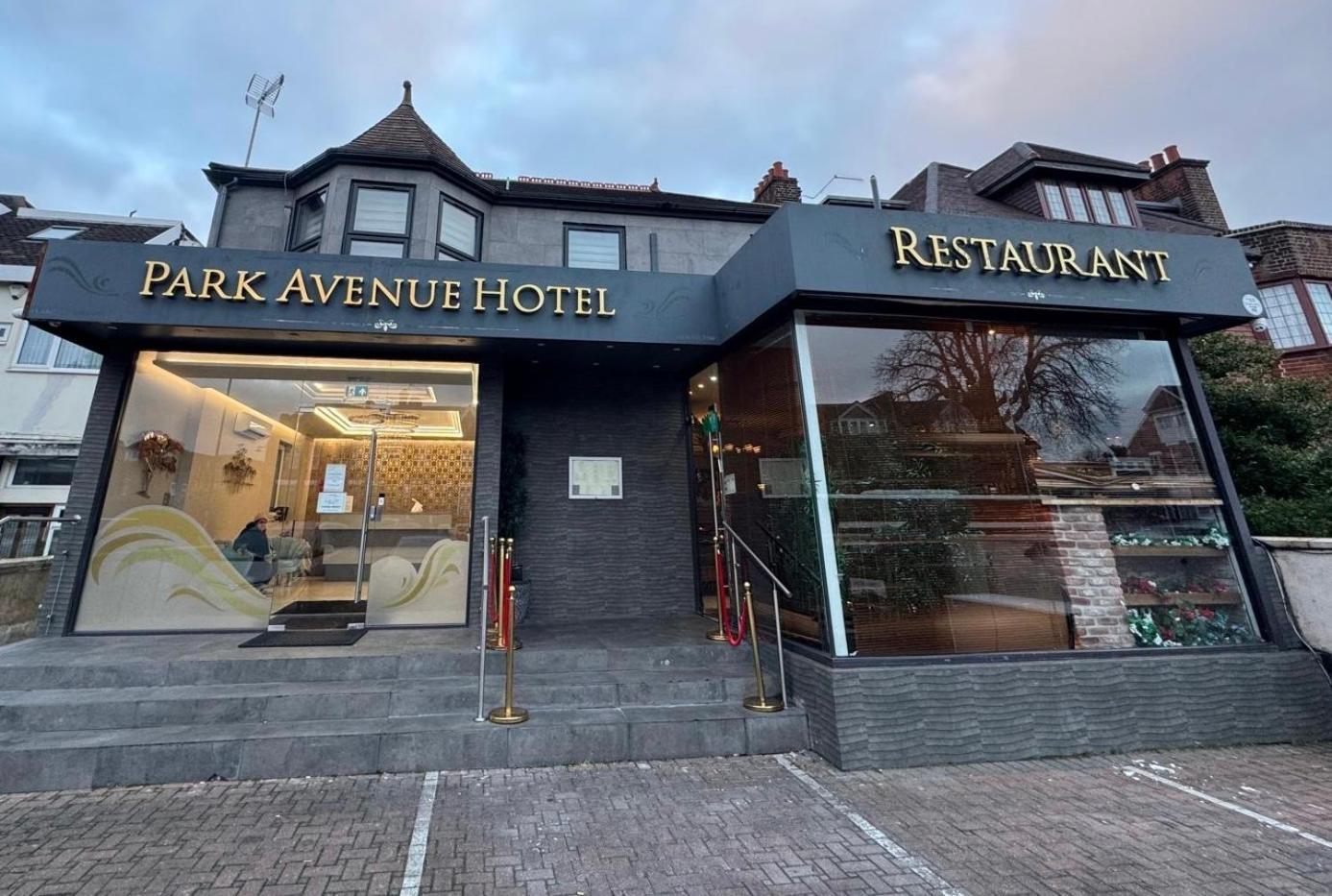 Park Avenue Hotel Лондон Экстерьер фото