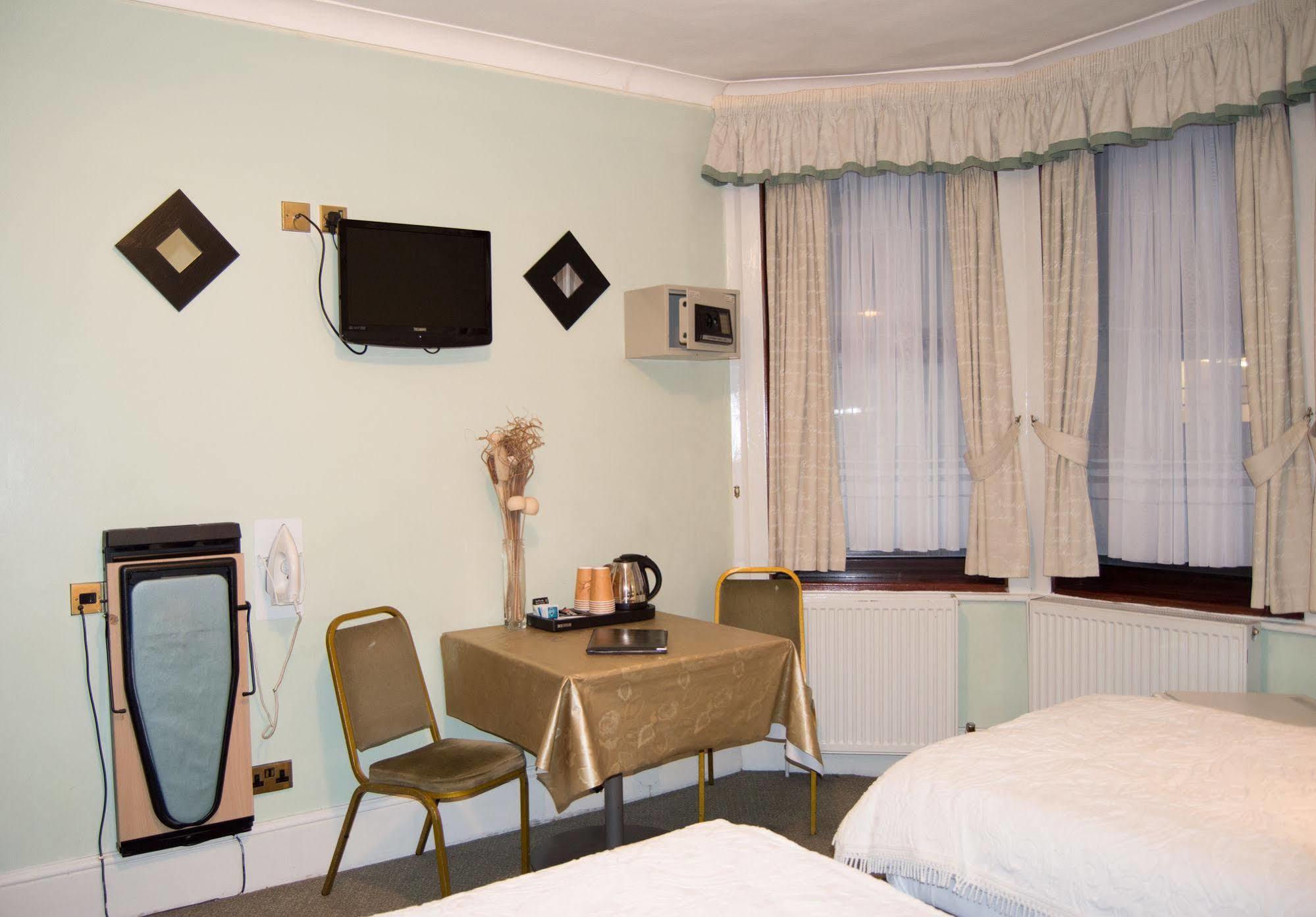 Park Avenue Hotel Лондон Экстерьер фото